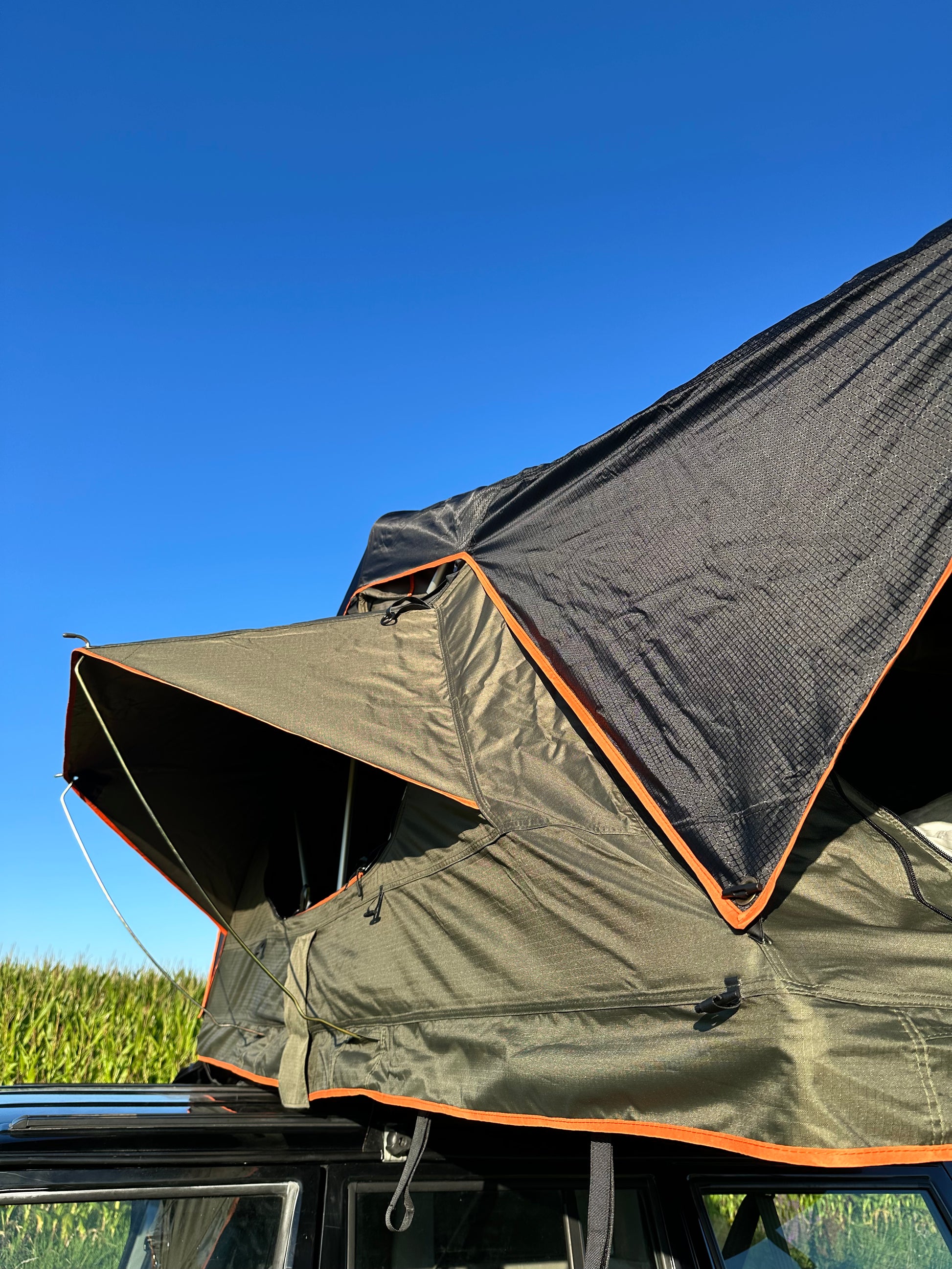 Softshell roof tent | Dump roof tent