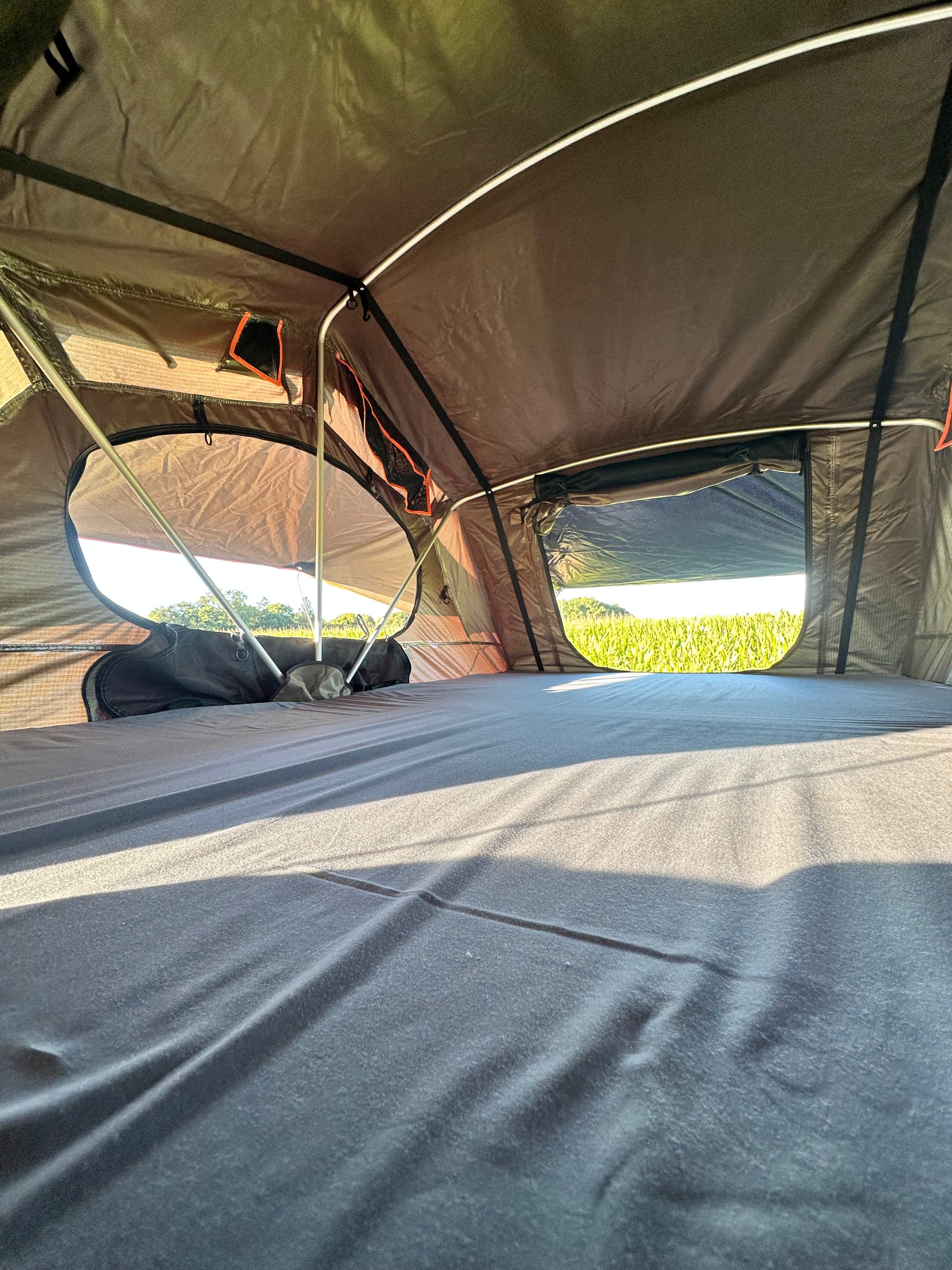 Softshell roof tent | Dump roof tent